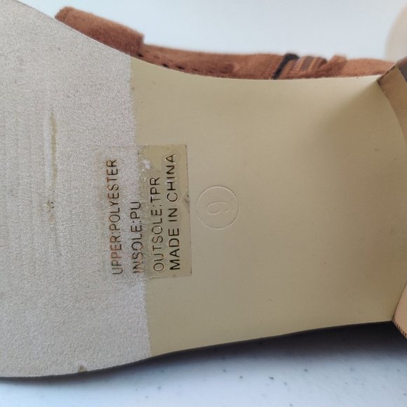 JC Womens Reggi Block Heel Perforated Ankle Bootie Side Zip Camel Sz 9 - Picture 9 of 9